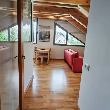 Auet 3 Dachgeschosswohnung In Vall De Boi By Interhome Apartament Pla de l'Ermita