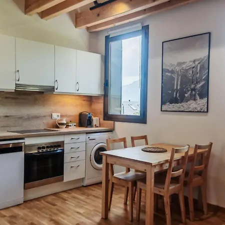Apartament Auet 3 Dachgeschosswohnung In Vall De Boi By Interhome Pla de l'Ermita